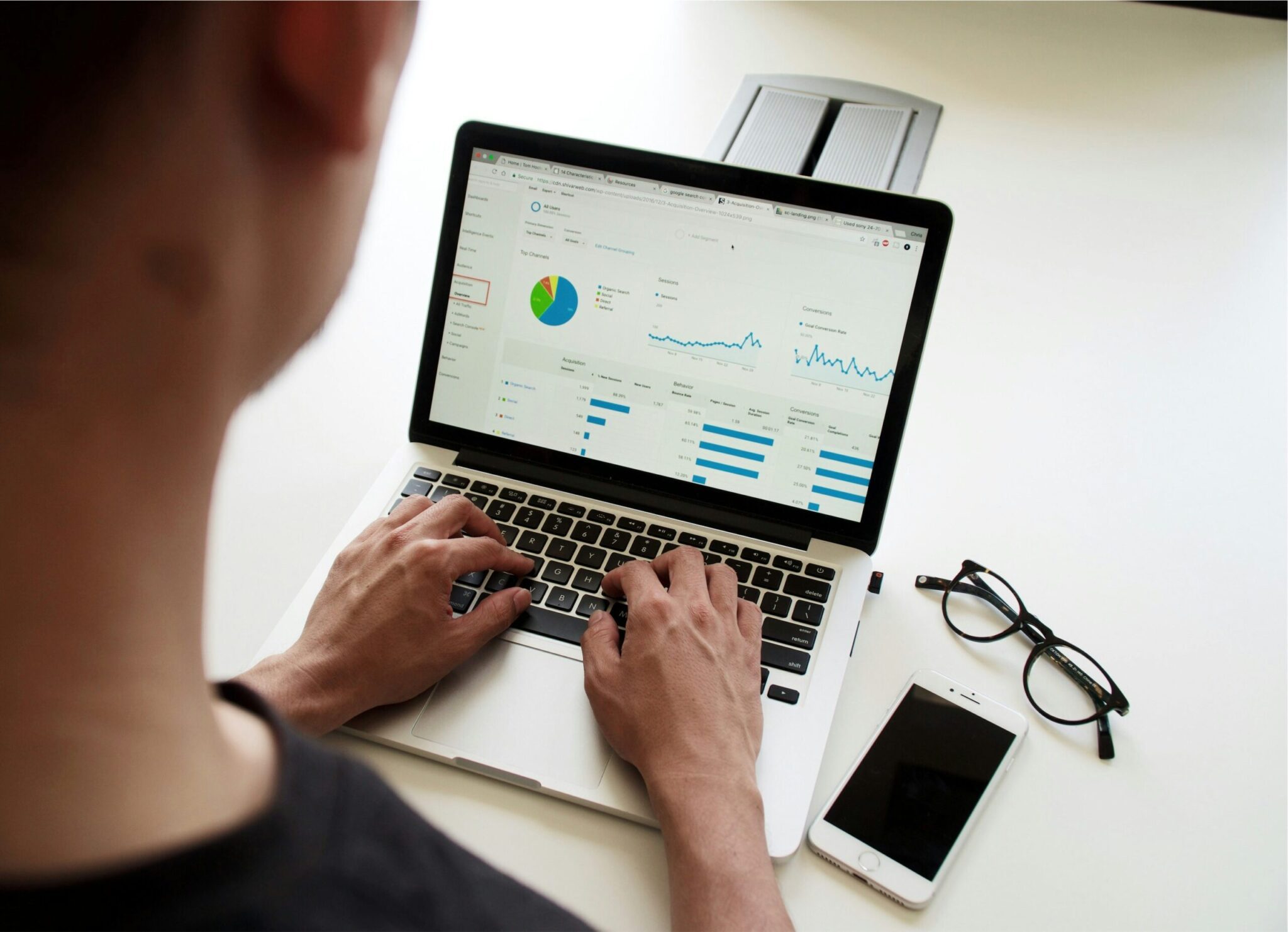 Building-a-Smart-Data-Retention-Policy_-What-Your-Small-Business-Needs-to-Keep-and-Delete-scaledjpg | ALCON DTS: Austin, TX Best Managed IT Support Services